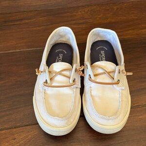 Sperry Women Cream Moccasins